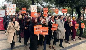 Aydın’da AK Parti’li kadınlar şiddetle mücadeleye vurgu yaptı