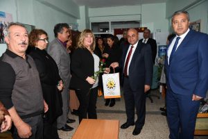 Başkan Hasan Arslan öğretmenleri kutladı