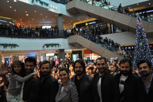 ‘Deliler Fatih’in Fermanı’ filmine İzmir’de coşkulu karşılama