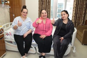 (Özel) Obez üç kız kardeş Almanya’dan gelip ameliyat oldu