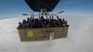 Denizli’de engelli bireyler balonla bulutların üstüne çıktı
