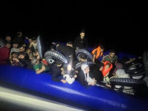 Bodrum’da 43 düzensiz göçmen kurtarıldı