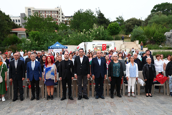 Balçova Belediyesi Üçüncü Yaş Üniversitesi, bahar dönemi kapanış törenini, Adalet