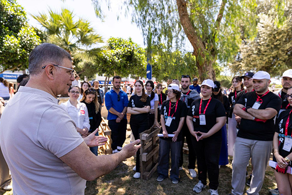 Uşak Belediye Başkanı Özkan Yalım, Çarşamba Pazarı’nın rezerv alan ilan