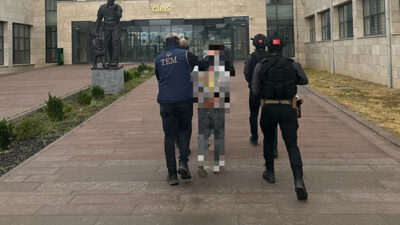 Afyonkarahisar'da polis tarafından gerçekleştirilen operasyonda, DEAŞ terör örgütü ile bağlantılı
