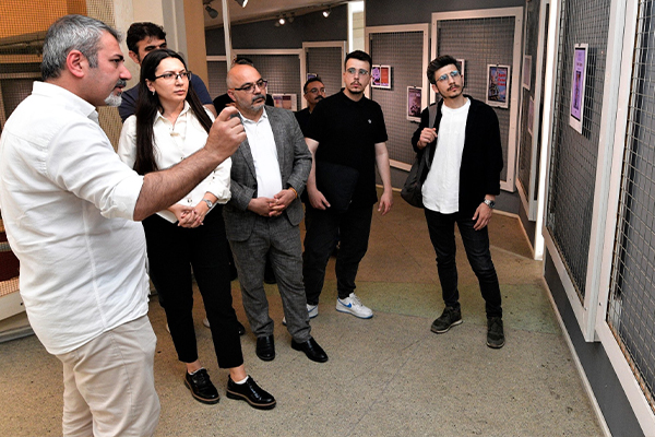 Bornova Belediyesi’nin ev sahipliğinde Uğur Mumcu Kültür ve Sanat Merkezi’nde