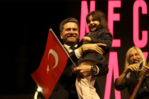 Denizli'nin Tavas Belediye Başkanı Kadir Tatık, 19 Mayıs mesajında; "19