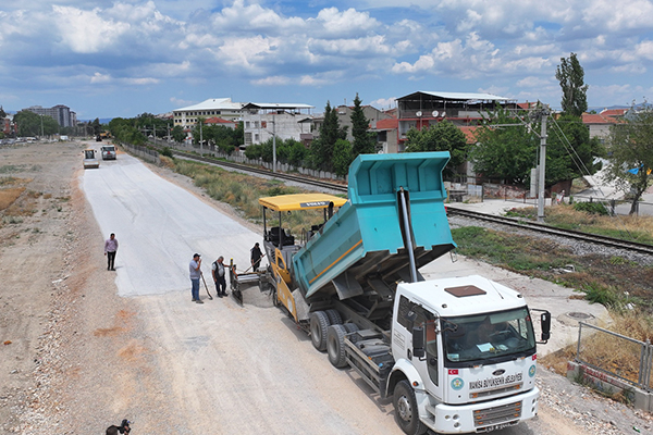 Manisa’da, 18 yıldır çözülemeyen Cider Yolu sorunu sona eriyor. Şehir