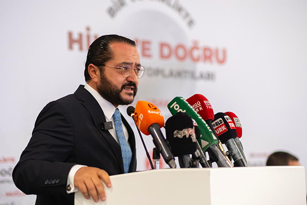 MHP Denizli İl Başkanı Mehmet Ali Yılmaz, Babalar Günü dolayısıyla
