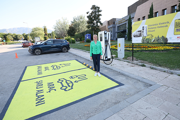 Merkezefendi Belediyesi tarafından elektrikli araçlar için ‘Şarj İstasyonları’ projesi hayata