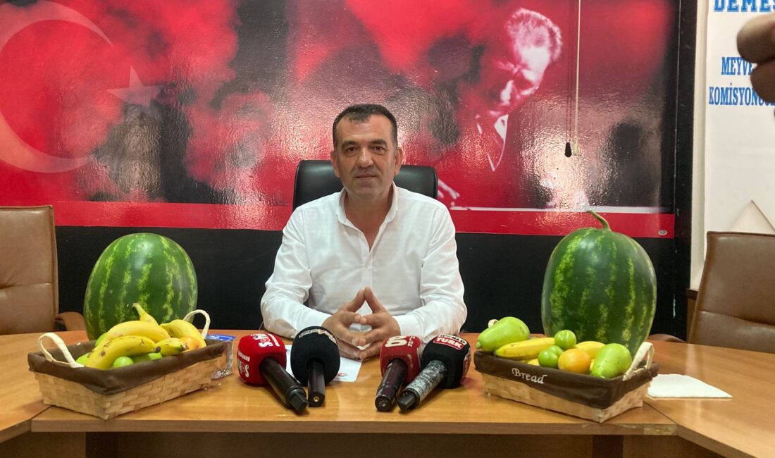 Denizli Meyve ve Sebze Komisyoncuları Derneği (DEMESKO) Başkanı Halil Öztürk,