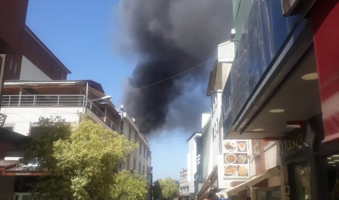 Denizli’nin simge noktalarından biri olan tarihi Kaleiçi Çarşısı’nda çıkan yangın,