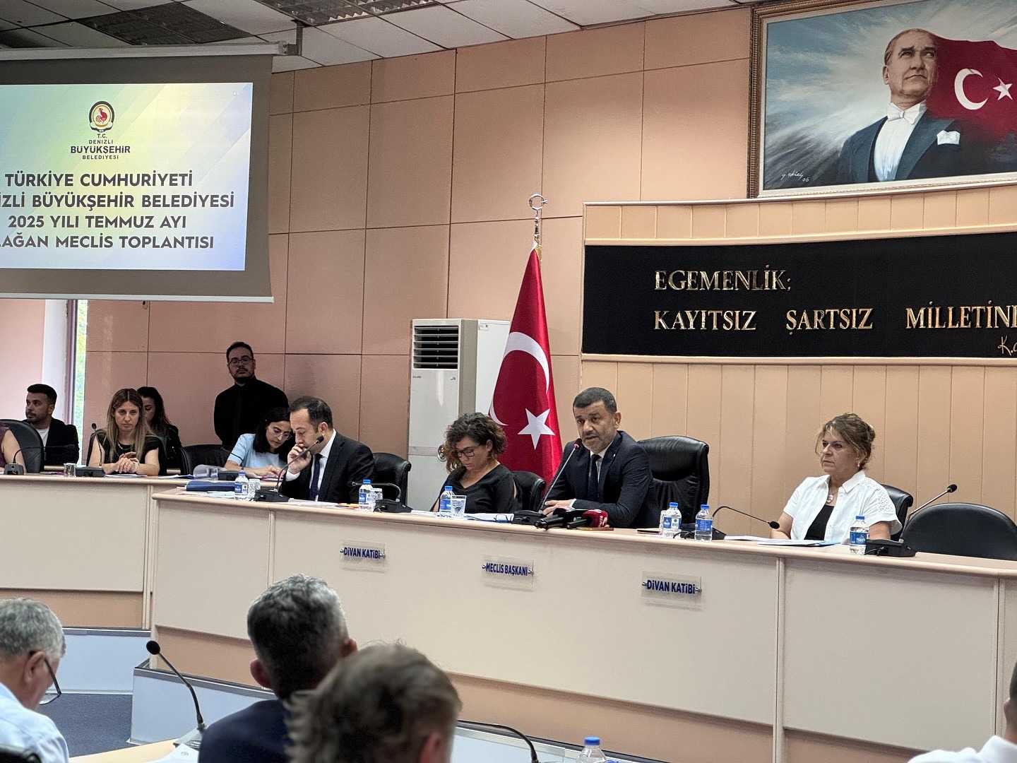 Denizli Büyükşehir Belediyesi Temmuz Ayı Meclis Toplantısı’nın 1. oturumunda konuşan