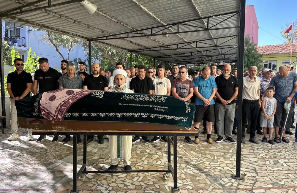 İzmir’in Karabağlar ilçesinde, 15 yaşındaki Hacer Çağla Çetinalp’in 168 yerinden