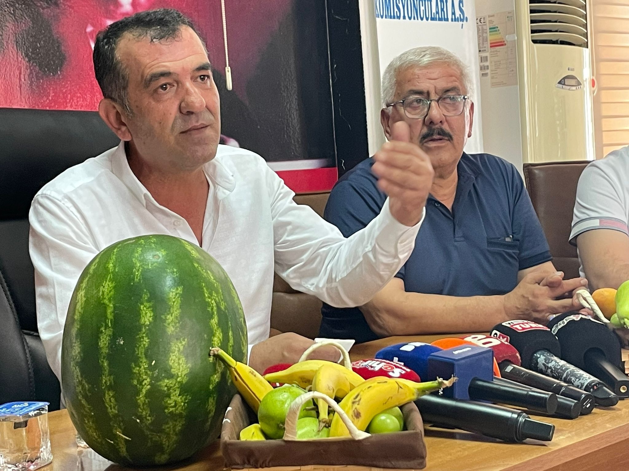 Denizli Meyve ve Sebze Komisyoncuları Başkanı Halil Öztürk, Ege Yön