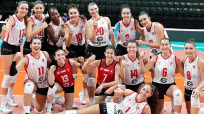İlk 2 maçında Eczacıbaşı ve Fenerbahçe’yi deviren Denizli B.Ş.B. Kadın
