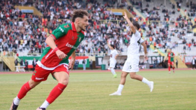 Karşıyaka’nın Muğlaspor’dan kiraladığı 23 yaşındaki forvet oyuncusu Yasin Uzunoğlu, yeşil-kırmızılı