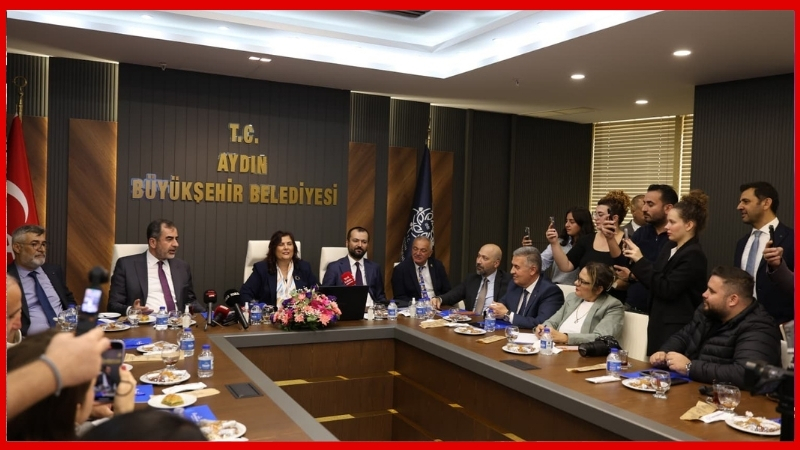 Aydın Büyükşehir Belediye Başkanı Özlem Çerçioğlu, AK parti heyeti ile