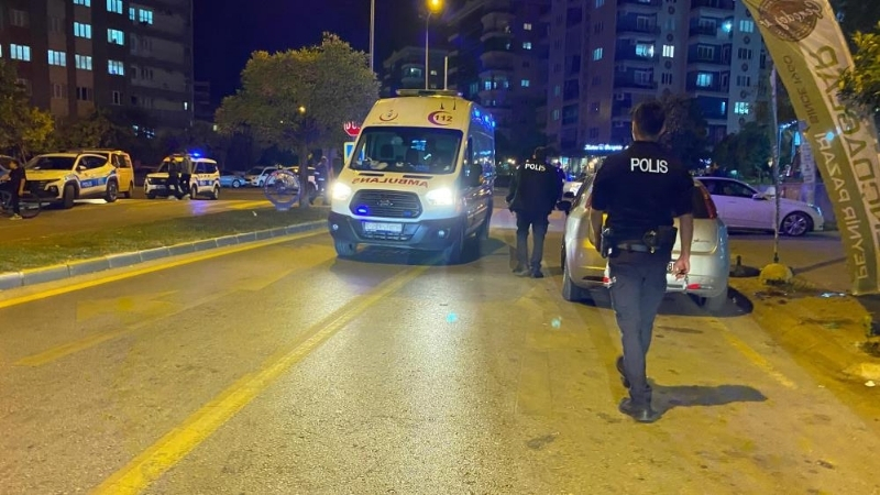 Aydın'ın Efeler ilçesinde bir kahvehanede 2 kişi arasında çıkan tartışma