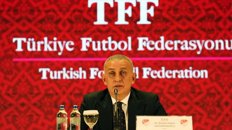 Türkiye Futbol Federasyonu (TFF) Başkanı İbrahim Hacıosmanoğlu, Riva Tesisleri’nde düzenlediği