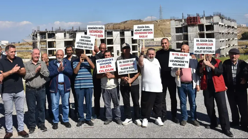 İzmir’in Karabağlar ilçesine bağlı Uzundere Mahallesi’nde, kentsel dönüşüm projesi kapsamında