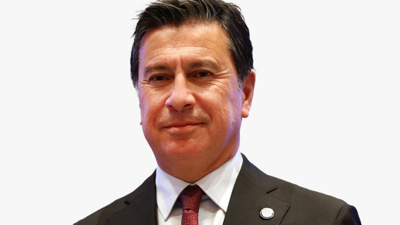 Muğla Büyükşehir Belediye Başkanı Ahmet Aras, 24 Kasım Öğretmen Günü