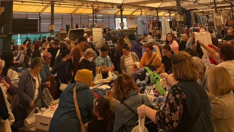 Karşıyaka Belediyesi’nin elektrik tesisatı tadilatı gerekçesiyle geçici olarak kapattığı Bostanlı