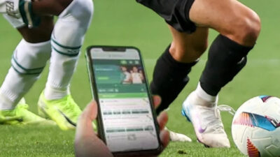 Türkiye Futbol Federasyonu (TFF), ülke futbolunu sarsan bahis skandalında adı