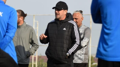 Trendyol 1. Lig ekiplerinden Manisa Futbol Kulübü, teknik direktör Taner