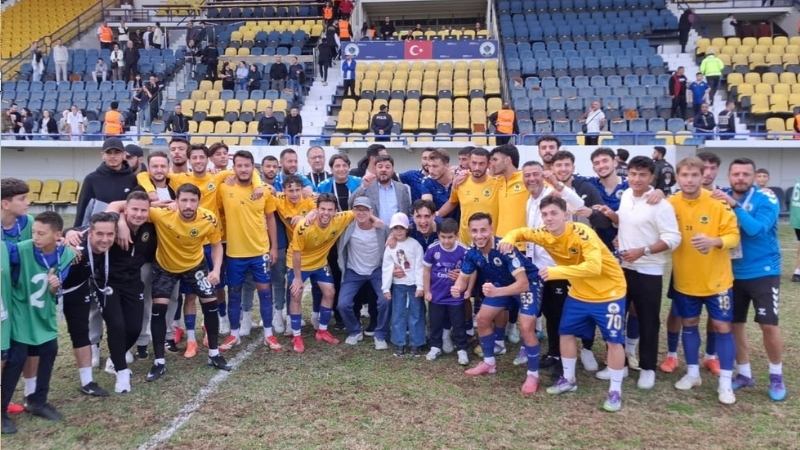 Menemen FK, Fethiyespor karşısında aldığı galibiyetle 4 maçlık galibiyet hasretine