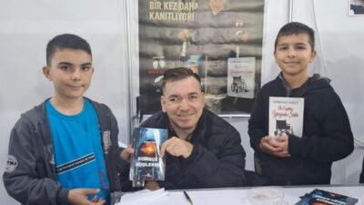 Denizli’nin Kale ilçesinde doğuştan yürüme engelli olan ve "Engelsiz Yazar"