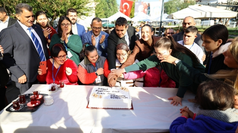 3 Aralık Dünya Engelliler Günü kapsamında Efes Selçuk Belediyesi Engelsiz