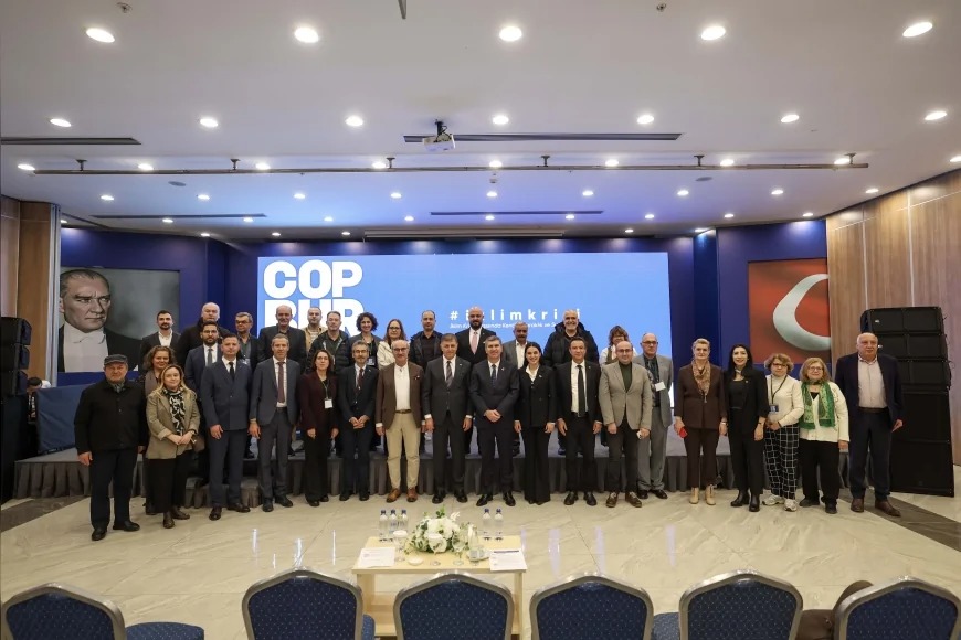 


Burdur Belediyesi’nin ev sahipliğinde Lavanta Otel’de düzenlenen Yerel İklim Konferansı,