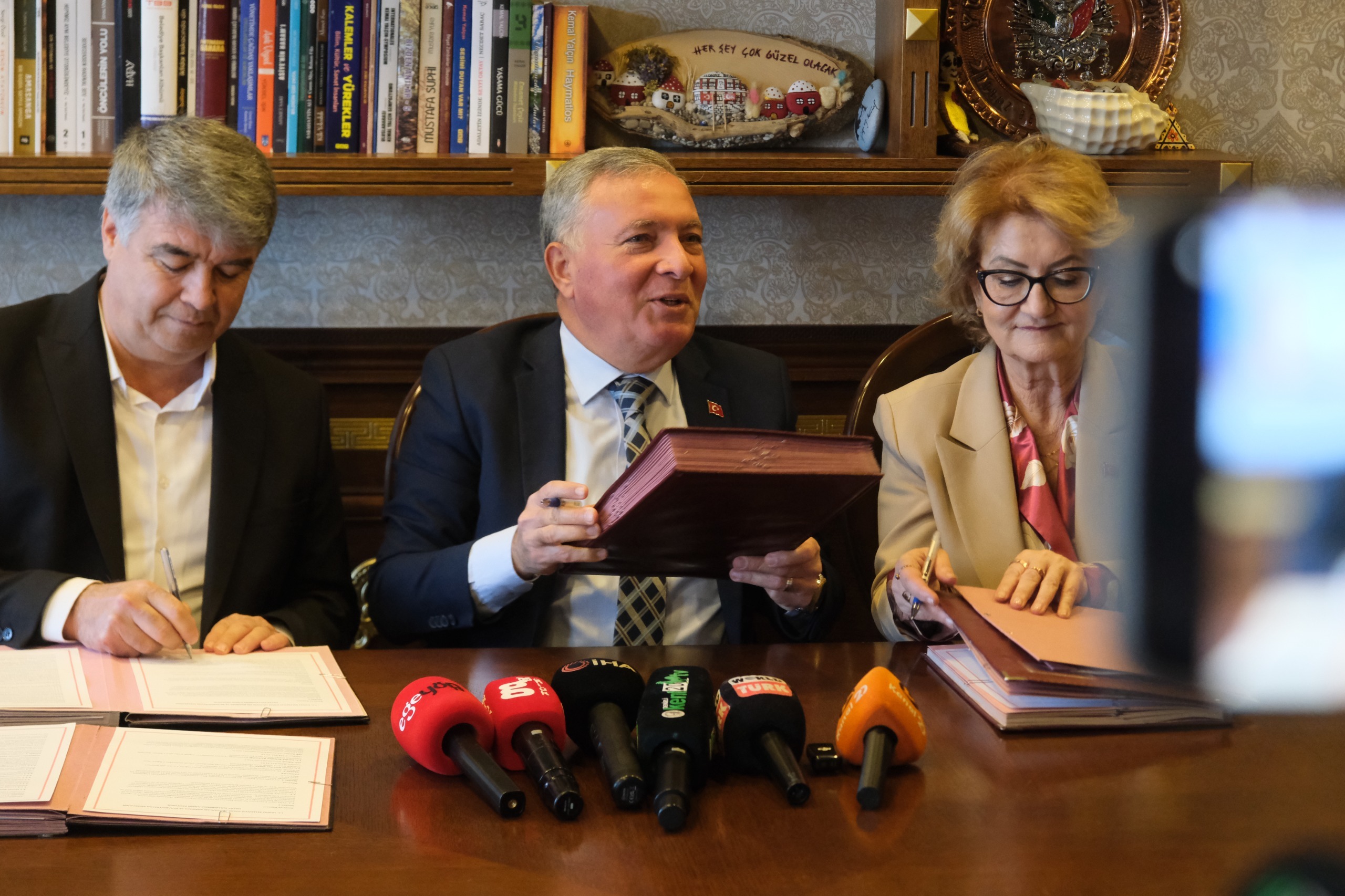 Denizli’de üç ilçe belediyesi, sokak hayvanlarının barınma, tedavi ve rehabilitasyon