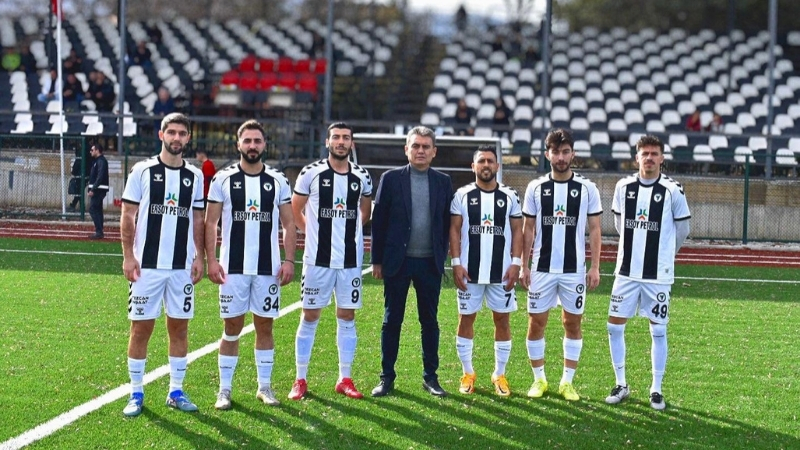 Çal Belediyespor’un Başkanı Ümit Barış Kuzu, 6 nokta transferini sessiz