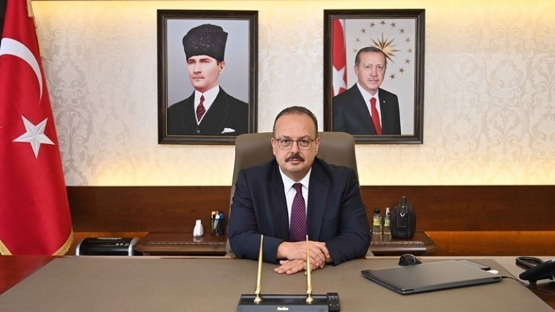 Aydın Valisi Yakup Canbolat 2026 yılı dolayısıyla yayımladığı yeni yıl