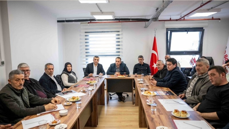 Bornova Belediye Başkanı Ömer Eşki, Bornovalı muhtarlarla bir araya gelerek