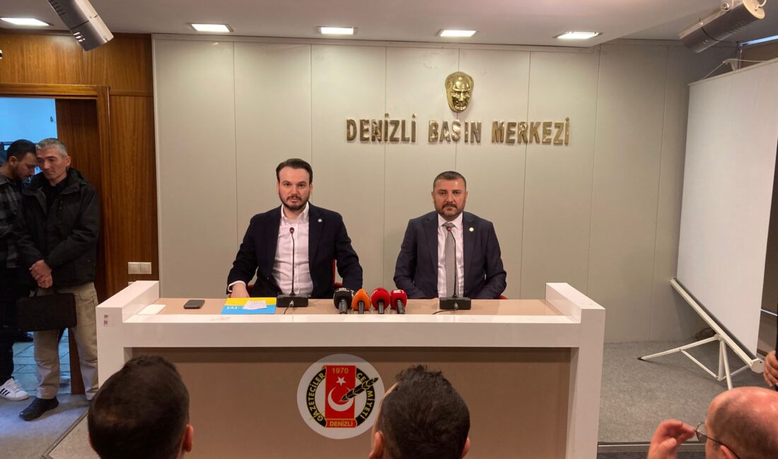 Cenk Özatıcı, Denizli Gazeteciler Cemiyeti’nde düzenlediği basın toplantısında “terörsüz Türkiye”