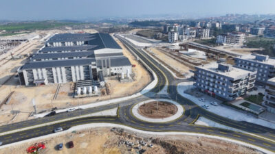 Denizli Büyükşehir Belediyesi, Karahasanlı Mahallesi’nde yapımı süren Acil Durum Hastanesi’nin