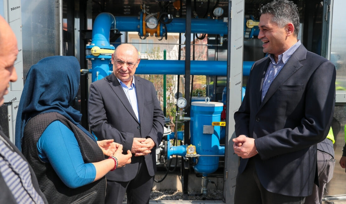 
Aliağa Belediyesi’nin çevre mahallelere yönelik doğalgaz yatırımları hız kesmeden devam