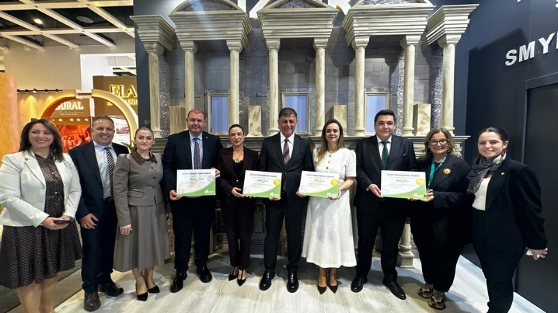 İzmir Büyükşehir Belediyesi ve ilçe belediyelerinin işbirliği, kenti uluslararası arenada