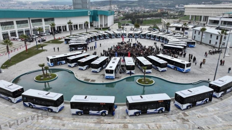 İzmir Büyükşehir Belediyesi, Kocaeli Büyükşehir Belediye Başkanı Tahir Büyükakın'ın İzmir'in