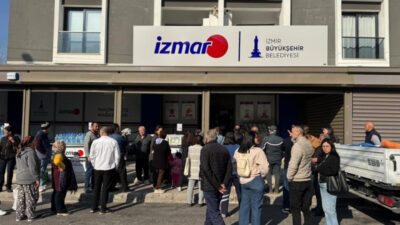 İzmir Büyükşehir Belediyesi’nin tanzim satış mağazası İZMAR 21’inci mağazasını Çiğli’de