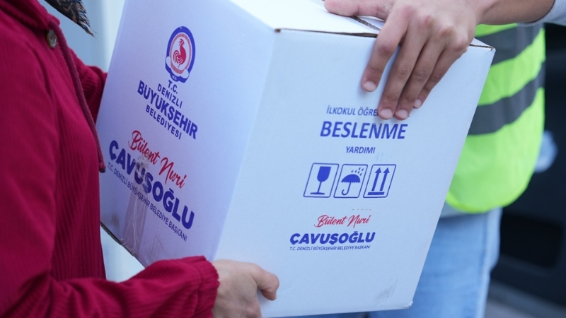 Denizli Büyükşehir Belediyesi’nin ilkokul öğrencilerine yönelik başlattığı beslenme desteğine rekor