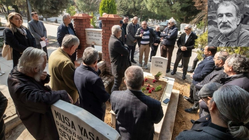 İzmir Gazeteciler Cemiyeti'nin kıdemli üyelerinden, duayen gazeteci, şair- yazar Okan