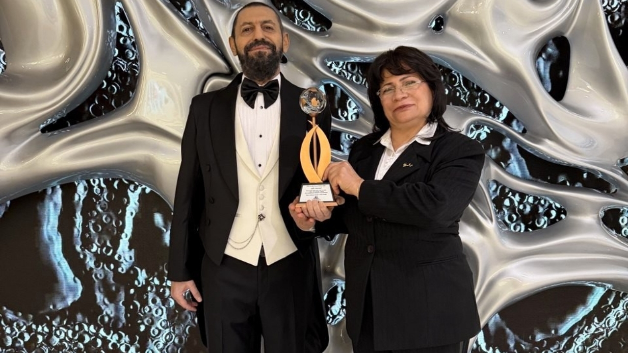International Peace Prize ödüllü, Nobel Barış Ödülü adayı ve barış