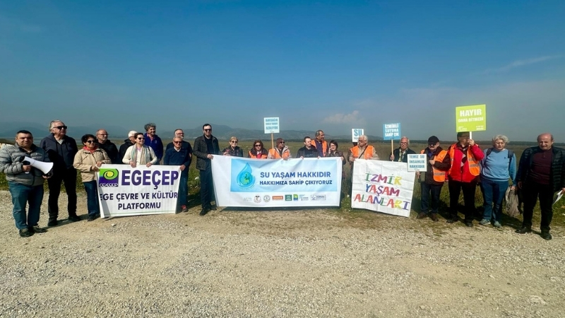 TMMOB İzmir İl Koordinasyon Kurulu öncülüğünde, çok sayıda meslek odası