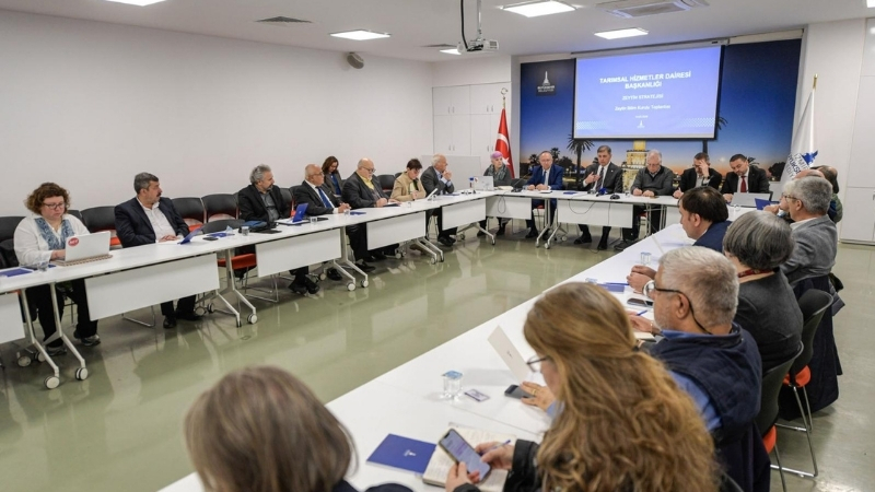 İzmir zeytininin hak ettiği yeri bulması için Büyükşehir Belediyesi öncülüğünde