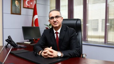 Denizli Büyükşehir Belediyesi’nde uzun süredir kulislerde konuşulan görev değişikliği resmiyet