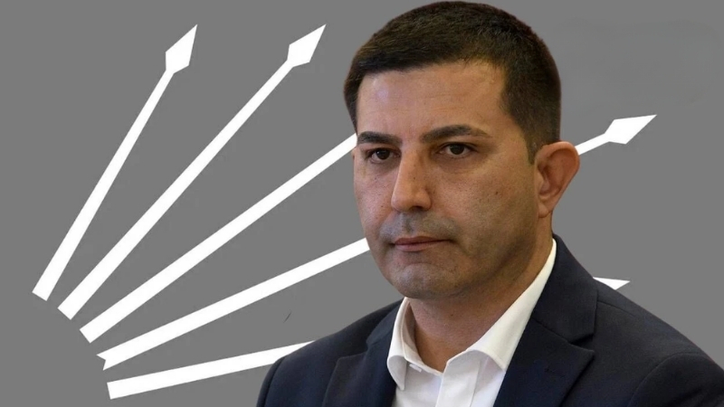 “Rüşvet” ve “irtikap” soruşturması kapsamında tutuklanan Kuşadası Belediye Başkanı Ömer